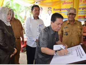 Bupati Syahirsah Canangkan Kampung KB