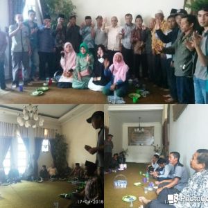 Masyarakat Semerap Ramai-Ramai Datangi Kediaman Zainal Abidin