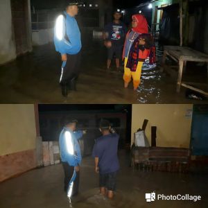 Bergerak Cepat, Arsal Datangi Korban Banjir di Beberapa Desa Kecamatan Depati Tujuh