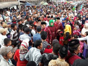 ZA Menggema, Ratu Sikumbang Bius Ribuan Massa Kerinci Hebat di Lempur