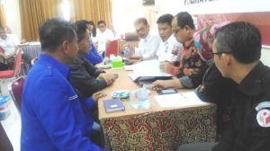 H. Bakri Daftarkan 55 Bacalegnya, Ini Nama Beken yang Isi komposisi Pileg 2019