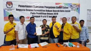 Resmi Daftarkan Bacaleg,  Golkar Target 8 Kursi DPRD Kota Jambi