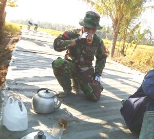 Segelas Teh Manis Pelepas Dahaga      