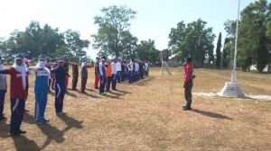Memberikan Pelatihan Baris Berbaris Guna Menunjang HUT RI KE-73      