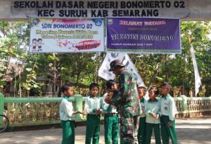 TNI Sahabat Anak