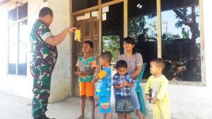 Senangkan Hati Anak - Anak Dusun Gedong