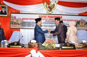 Syahirsah Hadiri Paripurna KUA PPAS dan RAPBD Tahun 2019