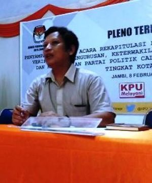 Tak Seperti Pilkada, KPU Tak Fasilitasi APK Caleg