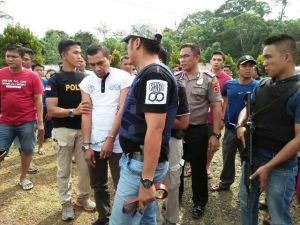 Dibuntuti dari Sumbar,  Pasangan Suami Istri Bawa Sabu 1 kg Ditangkap di Jujuhan