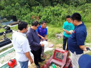 Cek Data Pemilih, Bawaslu Datangi  Kuburan
