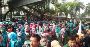 Mahasiswa SI Gelar Aksi Bela Rupiah di Kemenkeu, Ini Tuntutannya