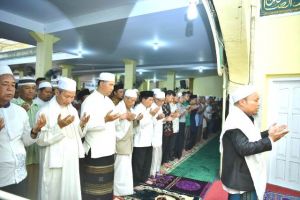 Pemkot Tunaikan Shalat Ghaib, Ini Pesan Ustad Hasbullah