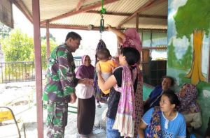Satgas TMMD Sempatkan Bantu PKK Pasedan