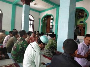 Jalankan Ibadah di Tengah Giat Pra TMMD