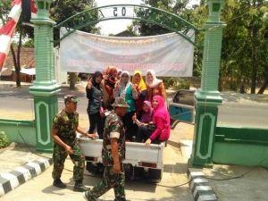 Dukungan Moril Isteri Prajurit Dalam TMMD