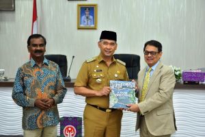Bersama Konjen Singapura, Fasha Buka Basic English Training Bagi ASN