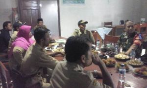 Dansatgas Sambangi Balai Desa Paseda