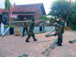 Siapkan Pemasangan Tenda Buat Pasar Murah