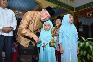 Muliakan Malam Kelahiran Nabi, Pemkot Gelar Maulid Bersama Masyarakat