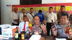 Ribuan Botol Miras Ilegal Diamankan Polairud Polda Jambi   