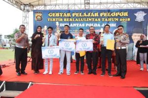 Lomba Kegiatan Pelopor Keselamatan Berlalu Lintas, Ini Pemenangnya   