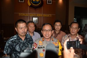 Polda Jambi Serahkan Ratusan Juta untuk Korban Tsunami Selat Sunda