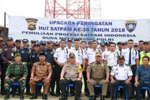 Wabup Hadiri Upacara HUT SATPAM ke-38 Polres Tanjab Barat   
