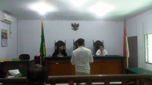 Pertama Kalinya, Buang Sampah Sembarangan Diputuskan Pengadilan Jambi Didenda Rp20 Juta   