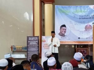 Jalin Silaturahmi dengan Masyarakat, Kapolresta Hadiri  Tabligh Akbar di Mesjid Abu Bakar