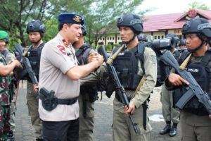 Ratusan Personel Sat Brimob Polda Jambi Diberangkatkan ke Papua, Ini Arahan Wakapolda
