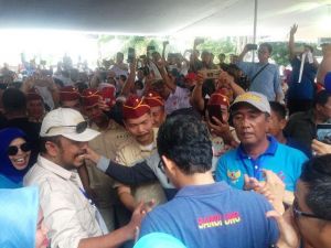 Temui Pendukungnya di KONI, Sandi Berjanji Buka Lapangan Kerja Jika Terpilih   