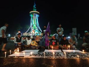 Nyalakan Lilin di Tugu Keris, AJI Jambi Kembali Tuntut Cabut Remisi Otak Pembunuh Jurnalis