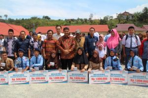 Nikmati Beasiswa Pendidikan, Masyarakat Sukarela Dukung Agar SAH Terpilih Lagi ke Senayan