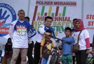 Bupati Alharis: Generasi Milennial Harus Tertib Lalu Lintas