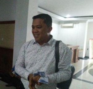 Sejam Poprianto Di Polda Jambi, Habiskan Dua Batang Rokok, Baca dan Tandatangan