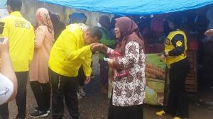 Sosialisasi di Pasar Keluarga, Kemas Faried Tak Menyangka Bertemu Sang Guru