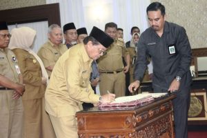 Pemprov Tandatangani MoU dengan Kabupaten/Kota, Fachrori: Kita  Harus Saling Bekerja Sama