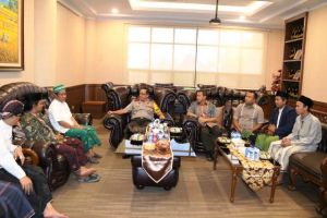 Pimpinan Ponpes Nurul Iman Datangi Kapolda Jambi, Ini yang Disampaikan