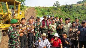 Begini Antusiasnya Warga Sungai Ning Sambut Kesatangan Tim Sterad