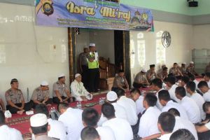 Polda Jambi Peringati Isra Mi'raj di Masjid Nurdin Hamzah SPN