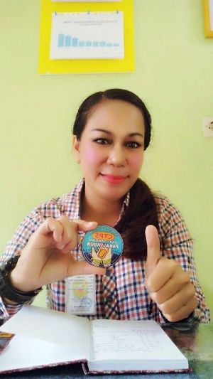 Siti Aminah, Sanitarian Puskesmas Kasang Pudak,  Sungai Bebas Jamban Lewat Partisipasi Masyarakat