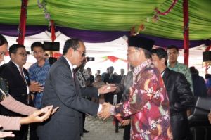 Fachrori Sambangi Jemaat di Gereja HKBP Syalom Bagan Pete