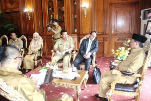 Fachrori Yakinkan Konjen Singapura Berinvestasi di Jambi