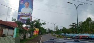 Hari Kedua Masa Tenang, Bilboard Caleg Masih Bertahan   