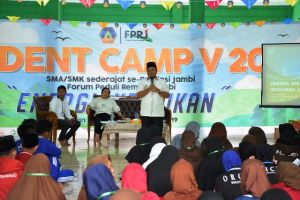 Buka Kegiatan Student Camp, Maulana Motivasi Pelajar Miliki Visi Jadi Pemimpin Masa Depan