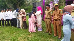 Camat Tebo Himbau Masyarakat Tebo Ulu Sekolahkan Anaknya Di SMKN 7 Tebo