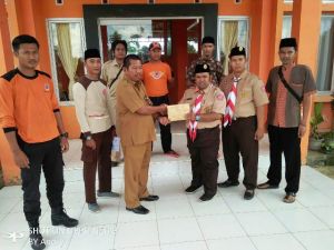 Kwarcab Batanghari Peduli Pangkal Duri, Serahkan Bantuan untuk Korban Kebakaran