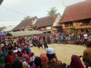 Ribuan Masyarakat Rantau Panjang Saksikan Silek Penyudon