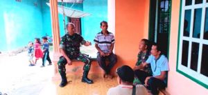 Bangun Komunikasi, Danramil Sambangi Rumah Calon Orang Tua Asuh di Desa Ladang Peris