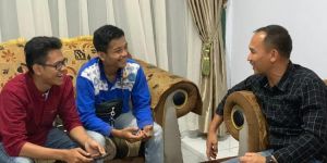 Dua Orang Wartawan Standbye Bantu Publikasi TMMD di Desa Ladang Peris